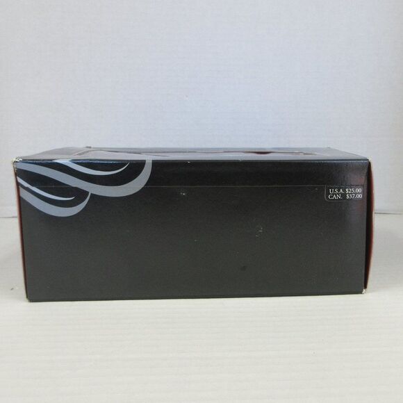 HALLMARK Christmas Keepsake Ornament 45th Anniversary BARBIE Lighted Stand‎ 2004 - Picture 16 of 16